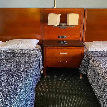 Hotel O Tallassee Hwy 14 Eksteriør bilde